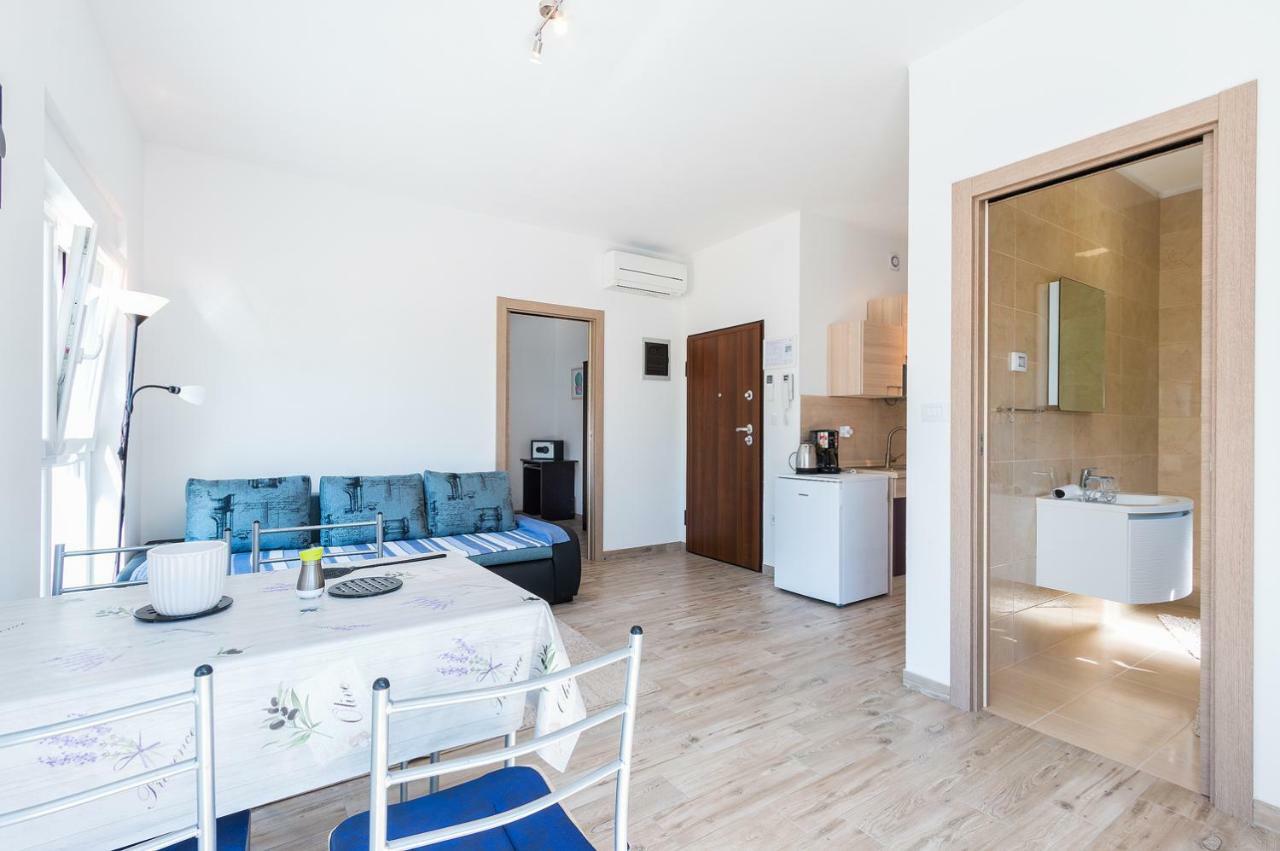 Guesthouse Bencun Medulin Exteriör bild
