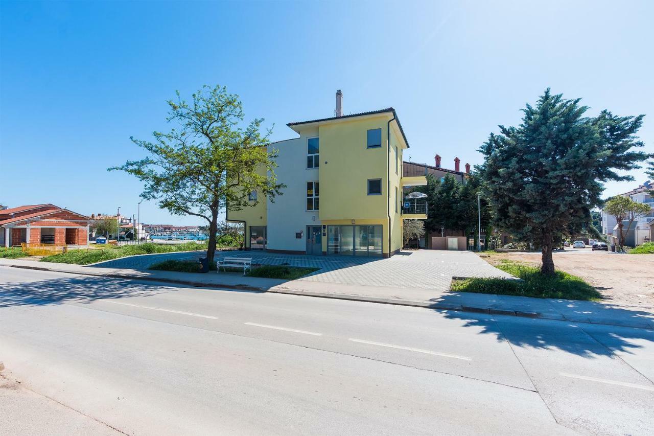 Guesthouse Bencun Medulin Exteriör bild