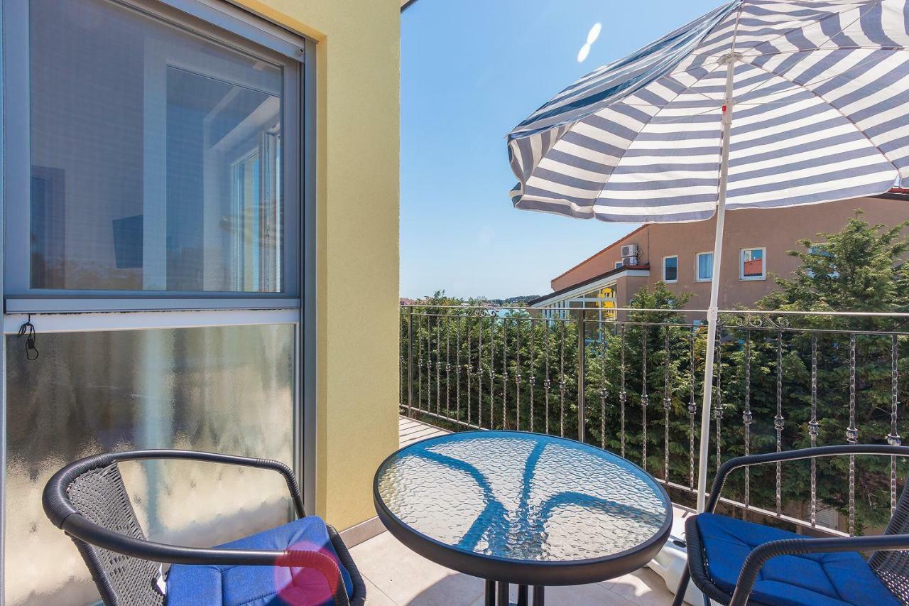 Guesthouse Bencun Medulin Exteriör bild