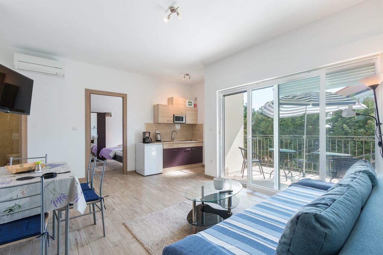 Guesthouse Bencun Medulin Exteriör bild